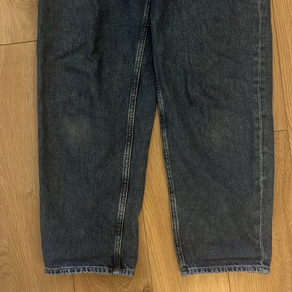 Cos tapered leg high rise ankle lengths blue jeans - Picture 3 of 3